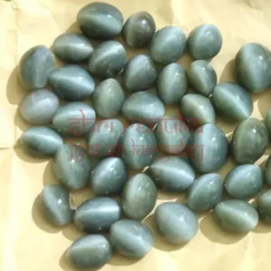 Lehsunia Gemstone / लहसुनिया  / लसण्या रत्न